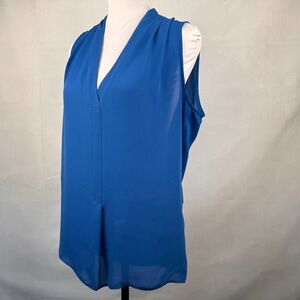 Rose & Olive Ladies Blouse Sz M Blue V-Neck Pullover Sleeveless